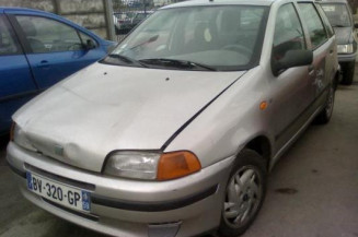 Pivot de moyeu avant droit FIAT PUNTO 1 Photo n°1