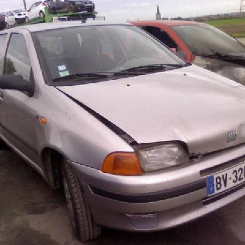 Pivot de moyeu avant droit FIAT PUNTO 1 Photo n°2