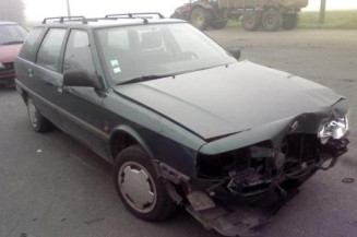 Etrier avant droit (freinage) RENAULT R21