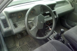 Etrier avant droit (freinage) RENAULT R21