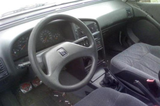 Malle/Hayon arriere PEUGEOT 405