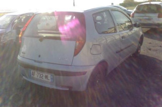 Pivot de moyeu avant droit FIAT PUNTO 2