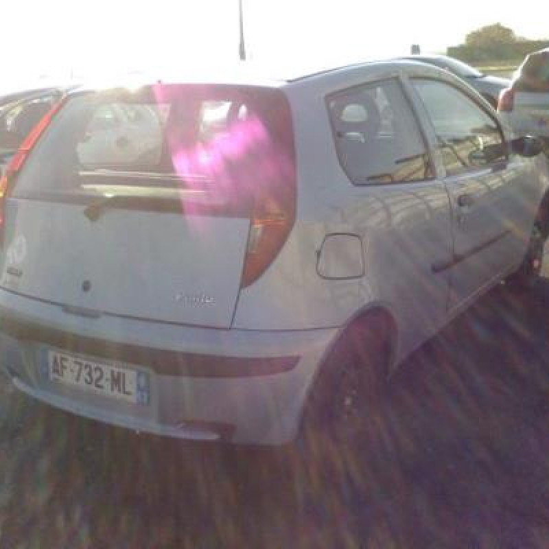 Pivot de moyeu avant droit FIAT PUNTO 2 Photo n°3