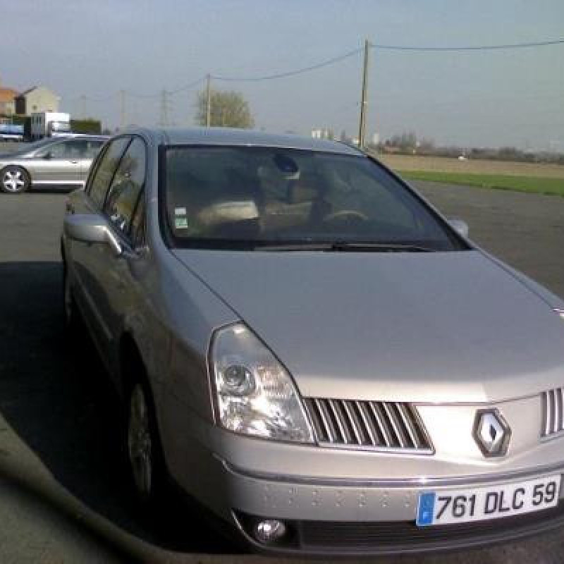 Pivot de moyeu avant droit RENAULT VEL SATIS Photo n°3