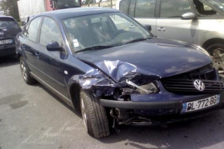 Malle/Hayon arriere VOLKSWAGEN PASSAT 4