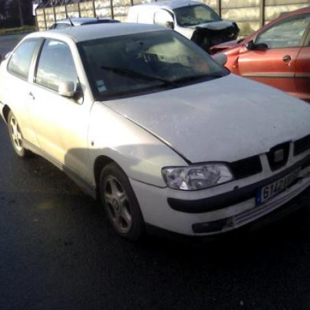 Feu arriere secondaire gauche (feux) SEAT CORDOBA 1