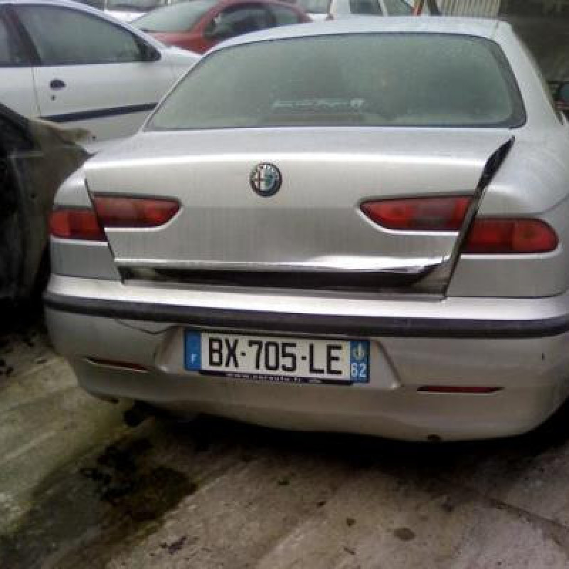 Feu arriere secondaire gauche (feux) ALFA ROMEO 156 Photo n°4
