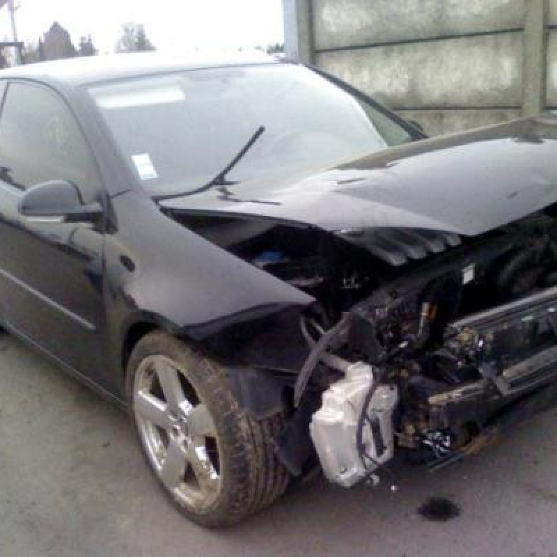 Bouton de warning VOLKSWAGEN GOLF 5 Photo n°6