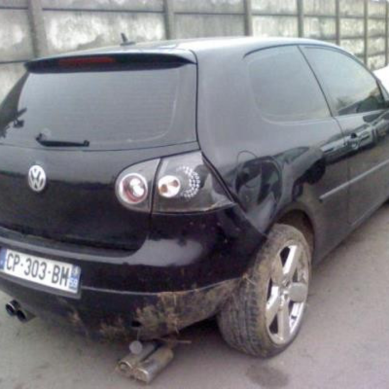Bouton de warning VOLKSWAGEN GOLF 5 Photo n°7