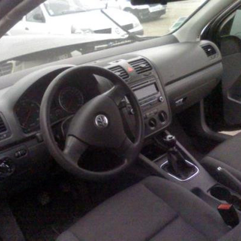 Bouton de warning VOLKSWAGEN GOLF 5 Photo n°9