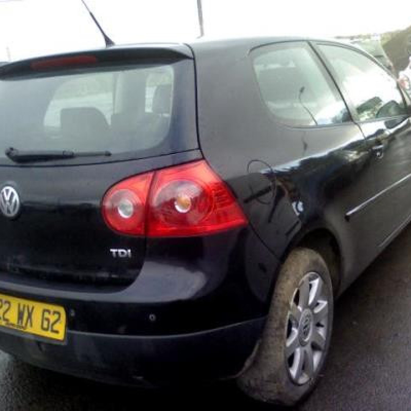Bouton de warning VOLKSWAGEN GOLF 5 Photo n°6