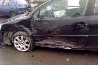 Bouton de warning VOLKSWAGEN GOLF 5