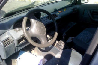 Bras essuie glace avant gauche RENAULT CLIO 1