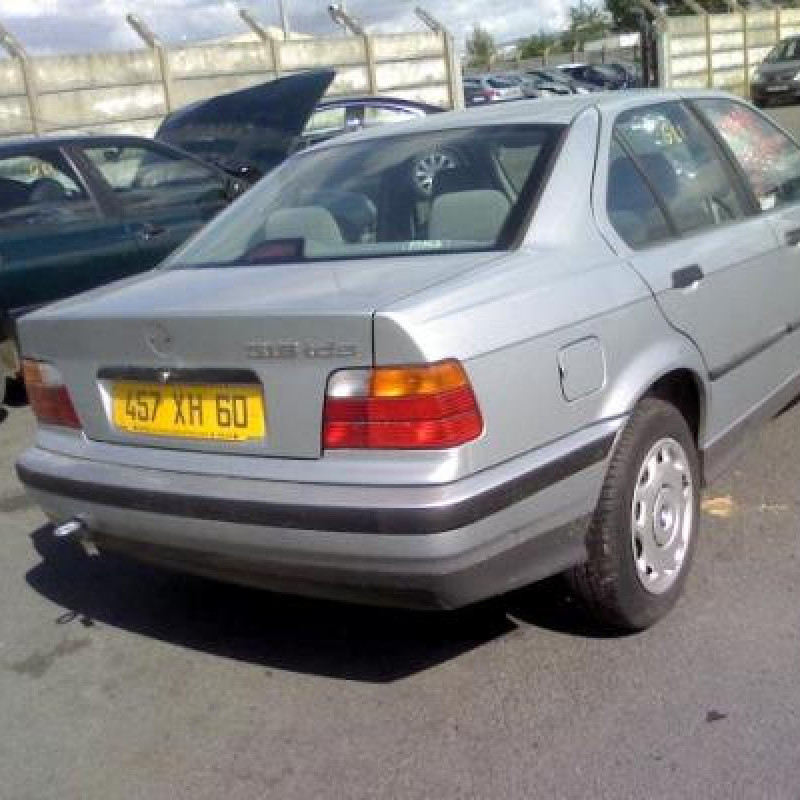 Retroviseur droit BMW SERIE 3 E36 Photo n°6
