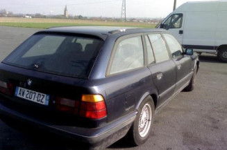 Optique avant secondaire gauche (feux)(clignotant) BMW SERIE 5 E34