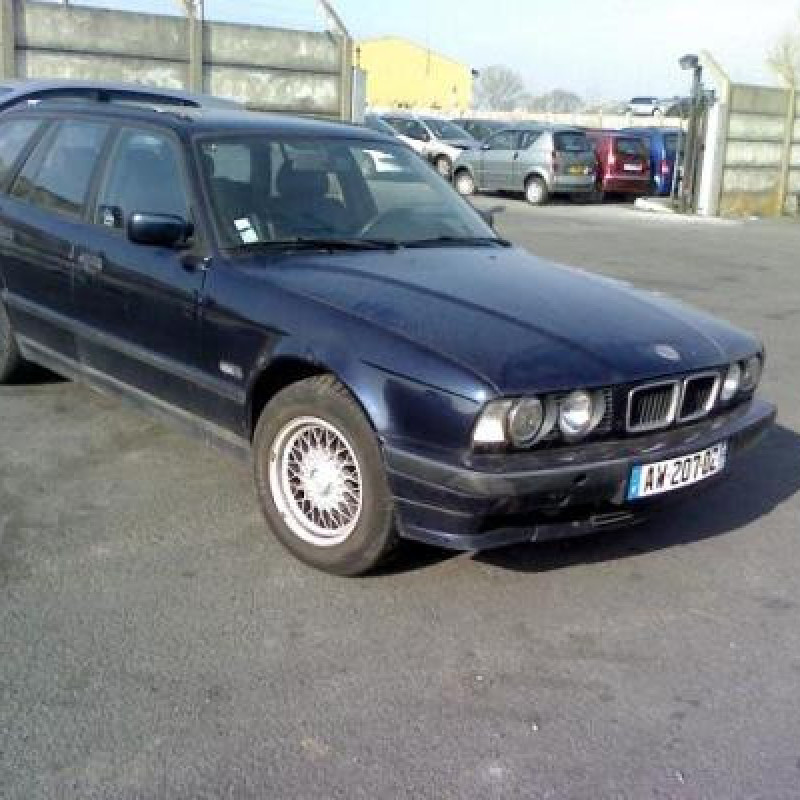 Optique avant secondaire gauche (feux)(clignotant) BMW SERIE 5 E34 Photo n°5