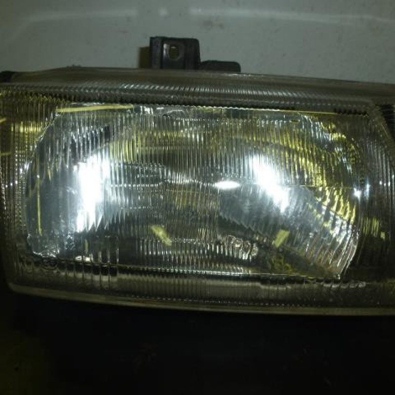 Optique avant principal droit (feux)(phare) SEAT IBIZA 2 Photo n°1