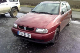 Optique avant principal gauche (feux)(phare) SEAT IBIZA 2