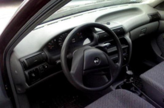 Optique avant secondaire gauche (feux)(clignotant) OPEL ASTRA F