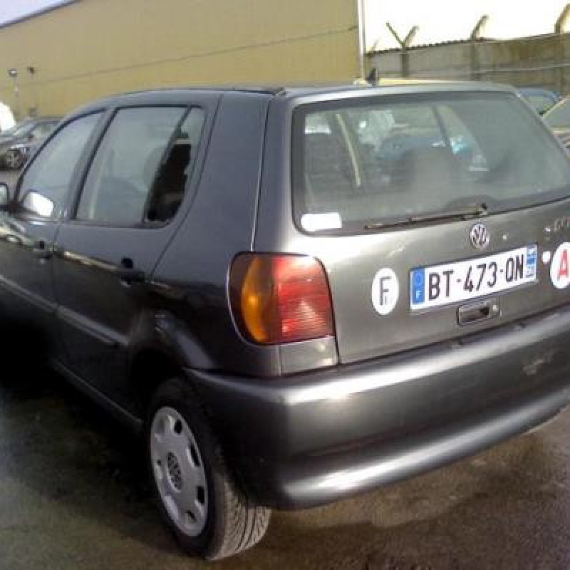 Renfort pare choc arriere (traverse) VOLKSWAGEN POLO 3 Photo n°4