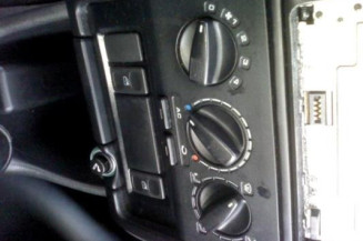 Renfort pare choc arriere (traverse) VOLKSWAGEN POLO 3