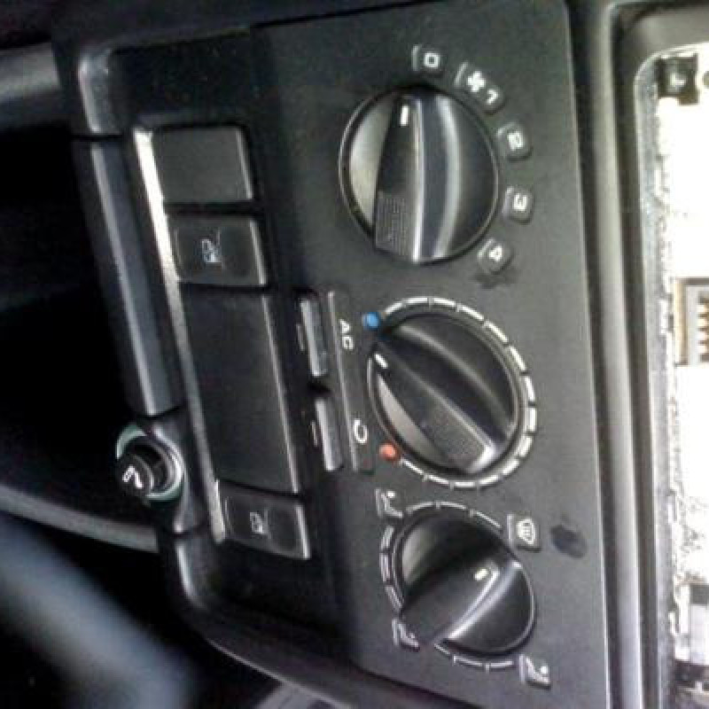 Renfort pare choc arriere (traverse) VOLKSWAGEN POLO 3 Photo n°6