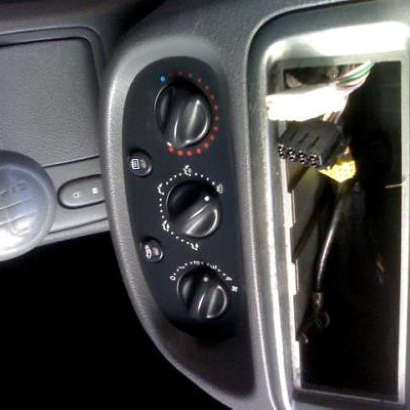 Retroviseur gauche RENAULT CLIO 2 Photo n°9