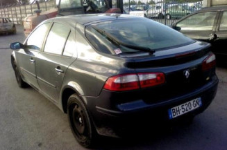 Calandre RENAULT LAGUNA 2