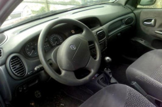Malle/Hayon arriere RENAULT MEGANE 1