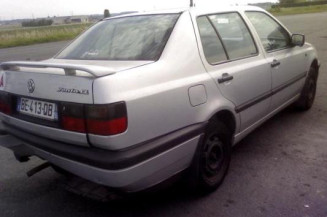 Optique avant principal gauche (feux)(phare) VOLKSWAGEN VENTO