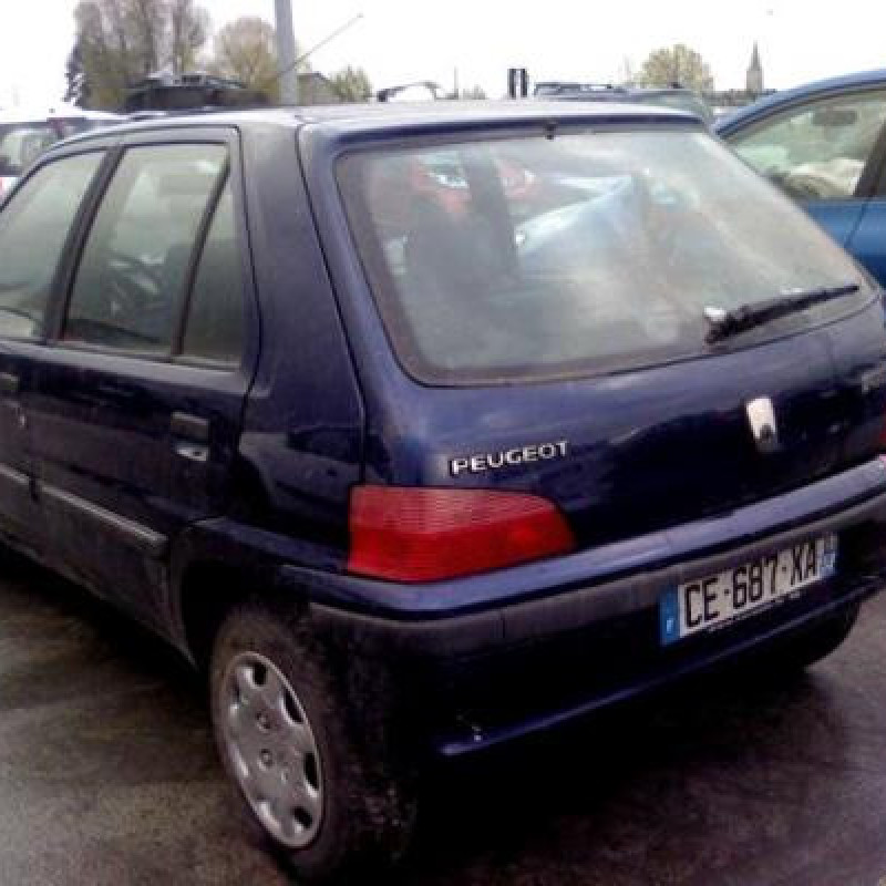 Face avant PEUGEOT 106 Photo n°4