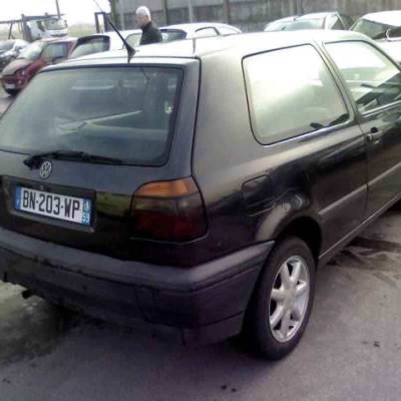Face avant VOLKSWAGEN GOLF 3 Photo n°3