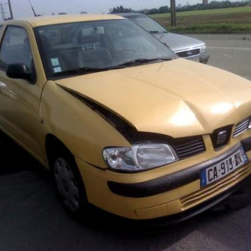Aile avant gauche SEAT IBIZA 2 Photo n°3