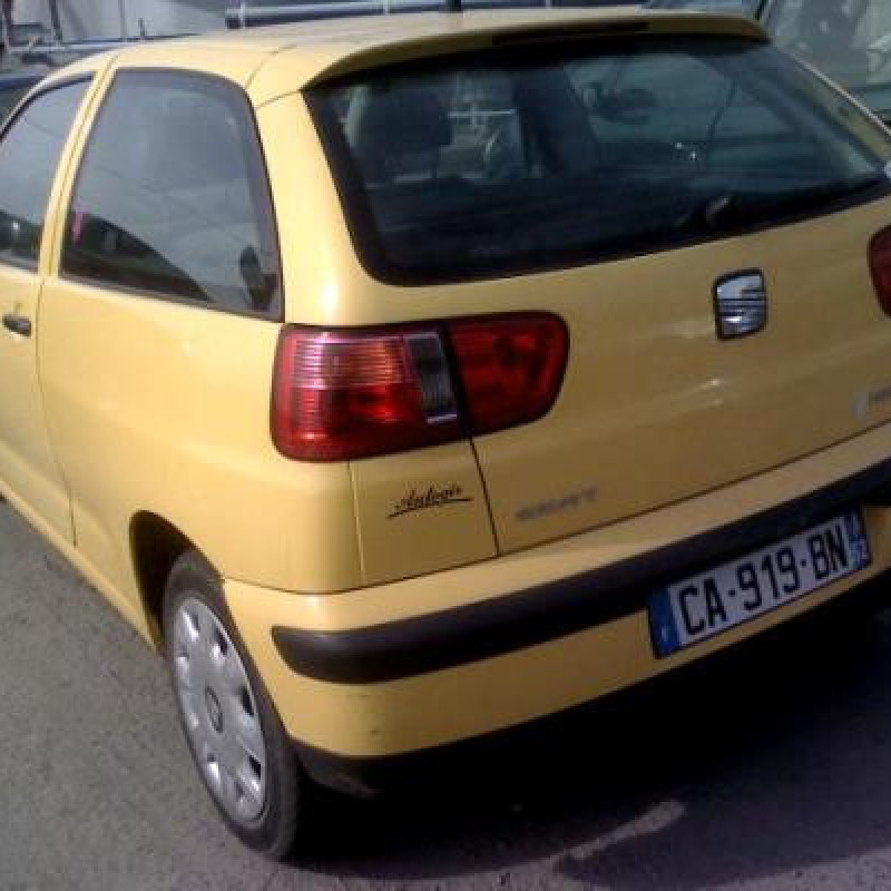 Poignee porte avant droit SEAT IBIZA 2 Photo n°8