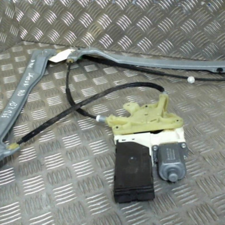 Leve vitre electrique avant droit RENAULT LAGUNA 3 Photo n°1