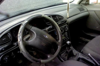 Retroviseur gauche FORD MONDEO 1