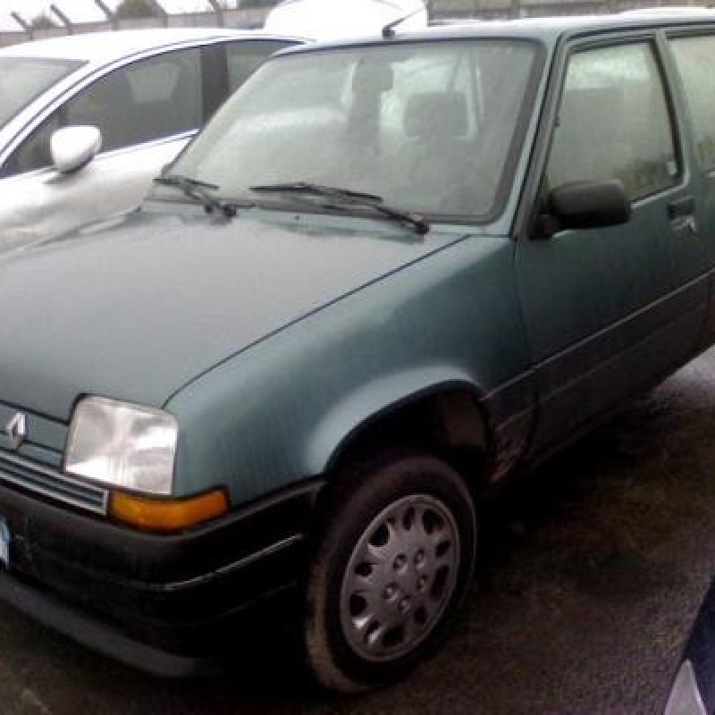 Porte arriere gauche RENAULT SUPER 5 Photo n°1