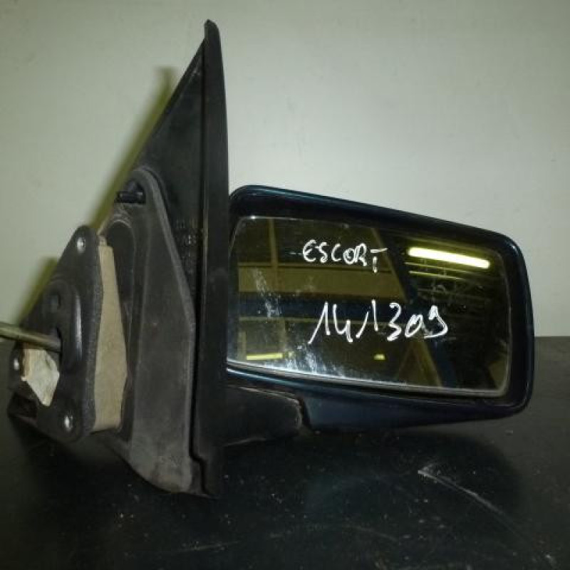 Retroviseur droit FORD ESCORT 5 Photo n°1