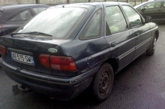 Retroviseur droit FORD ESCORT 5