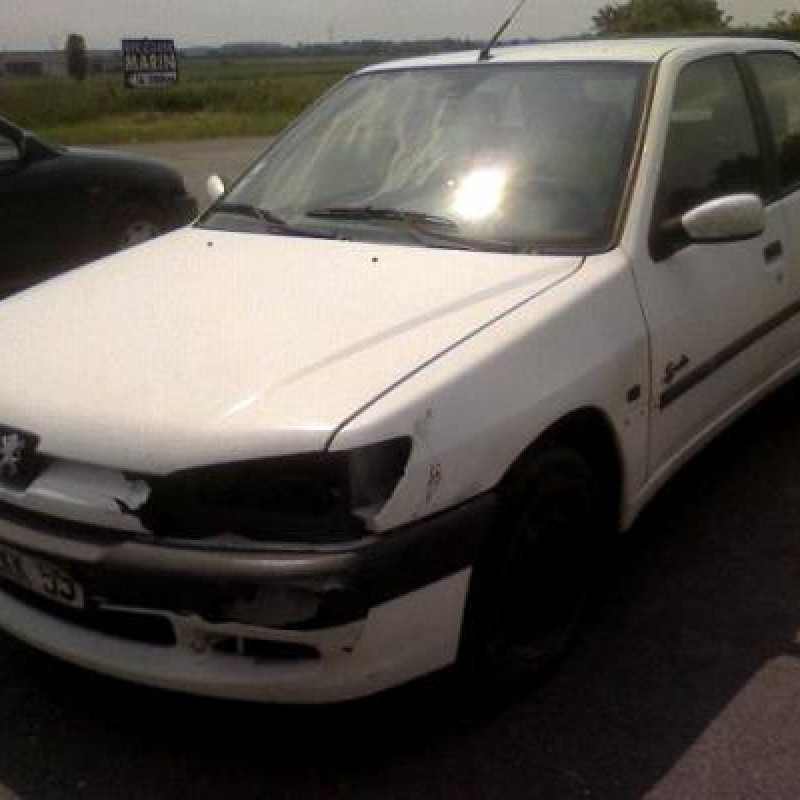 Retroviseur droit PEUGEOT 306 Photo n°4