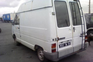 Retroviseur droit RENAULT TRAFIC 1