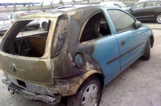 Aile avant gauche OPEL CORSA C