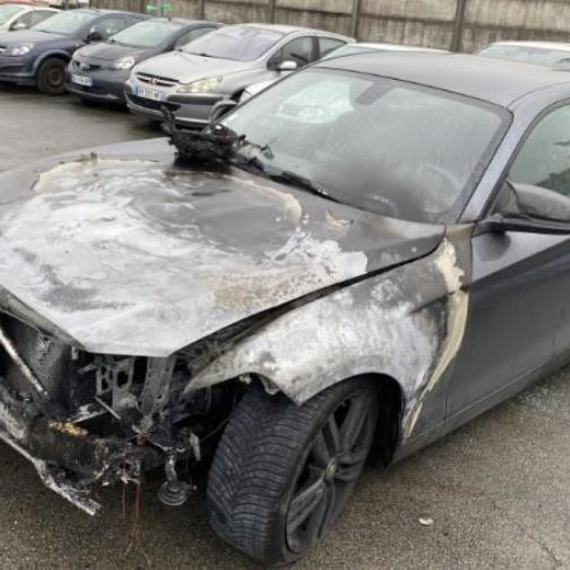 Interrupteur de leve vitre avant droit BMW SERIE 1 F21 Photo n°8