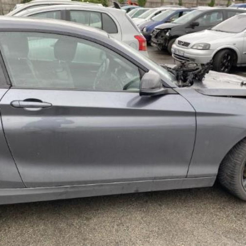 Interrupteur de leve vitre avant droit BMW SERIE 1 F21 Photo n°13