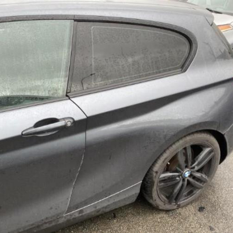 Interrupteur de leve vitre avant droit BMW SERIE 1 F21 Photo n°16