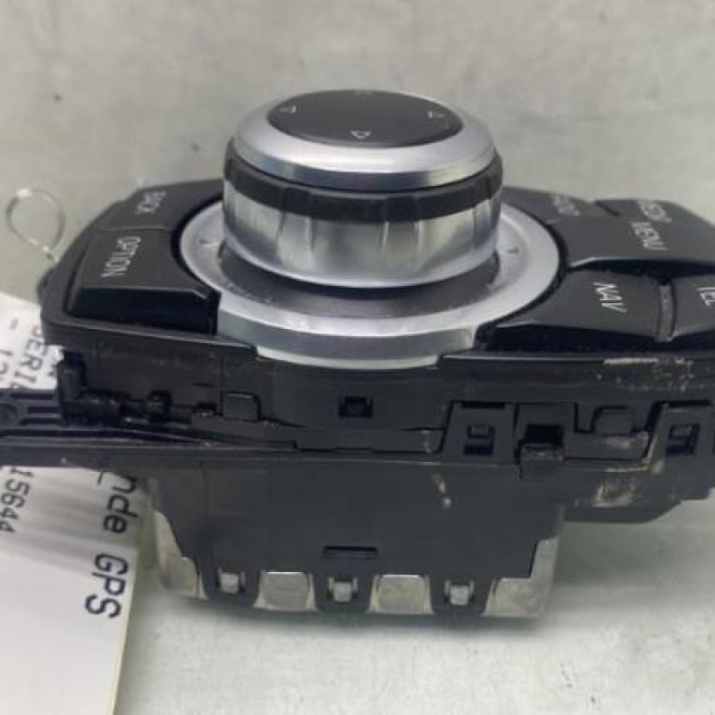 Commande GPS BMW SERIE 1 F21 Photo n°5
