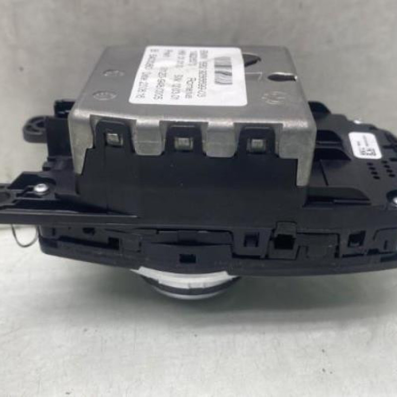 Commande GPS BMW SERIE 1 F21 Photo n°7