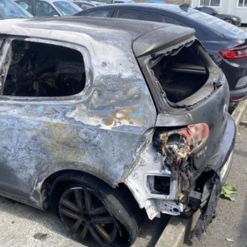 Porte avant droit VOLKSWAGEN GOLF 6 Photo n°16