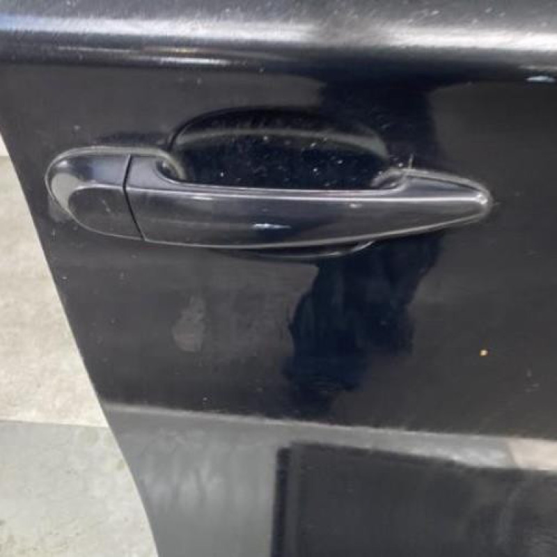 Porte avant droit BMW SERIE 1 E87 Photo n°2