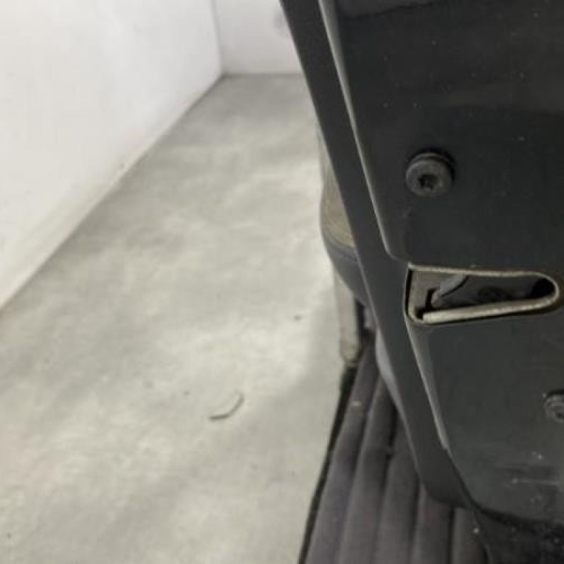 Porte avant droit BMW SERIE 1 E87 Photo n°3